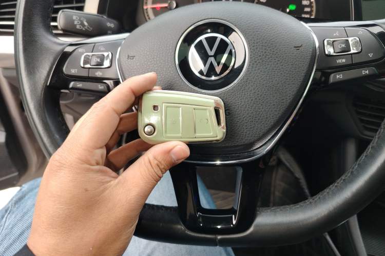 Used Volkswagen Bora 2021 1.5L Automatic Elite Smart Connect Edition Vehicle Key