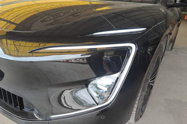 Used Avatr 12 2025 Updated Ultra All-Electric Four-Wheel Drive Left Front Headlight