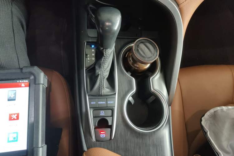 Used Toyota Camry 2021 2.5G Luxury Edition
