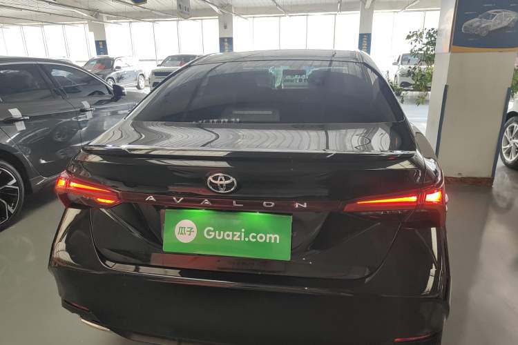 Used Toyota Avalon 2021 2.5L Luxury Edition