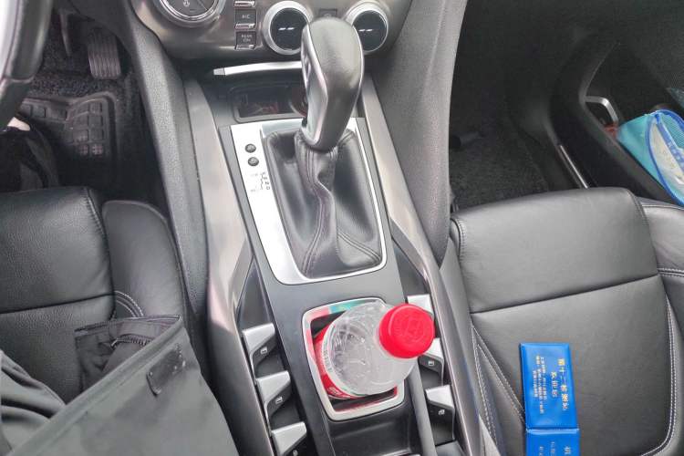 Used DS 5 2013 1.6T Luxury Edition THP160 Gear Lever