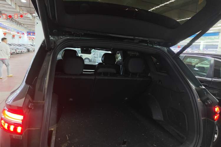 Used Geely Auto Monjaro L 2025 Dongfang Yao 2.0TD Automatic Lanxing Edition Trunk