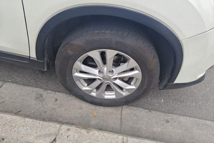 Used Nissan X-Trail 2014 2.0L CVT Comfort Edition 2WD
