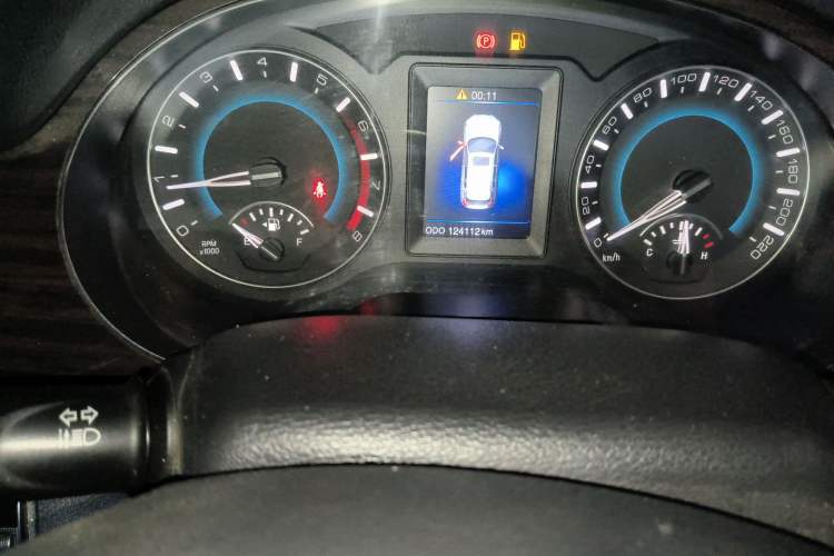 Used Haval H2 2016 Red-Label 1.5T Manual Two-Wheel Drive Luxury Model