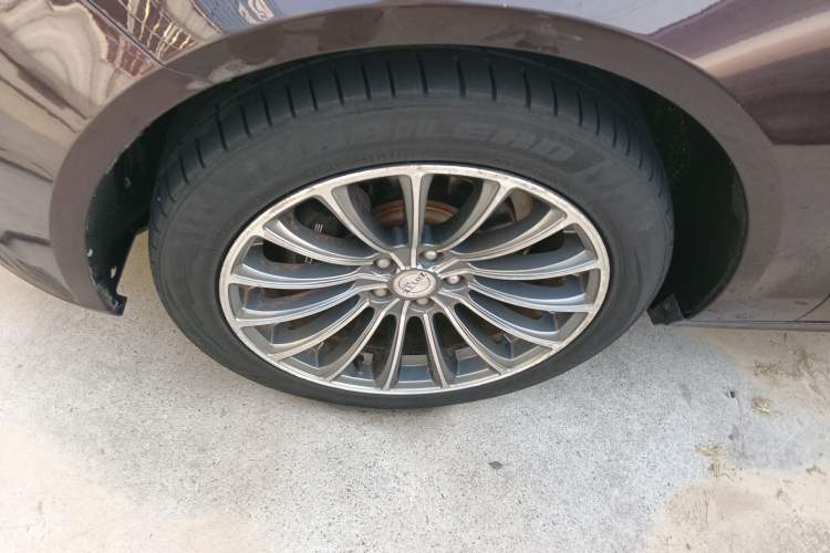 Used Zotye Z700 2016 1.8T DCT Luxury Model
