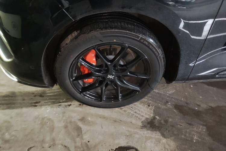 Used IM LS6 2026 Model Range-Extending 66 Max+ Left Front Wheel Hub