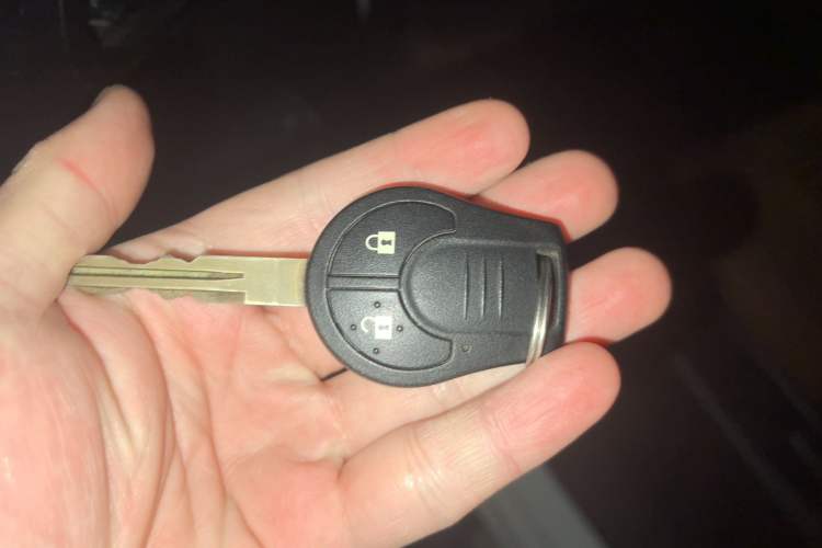 Used Nissan Navara 2017 2.5L Automatic 2WD Luxury Edition QR25