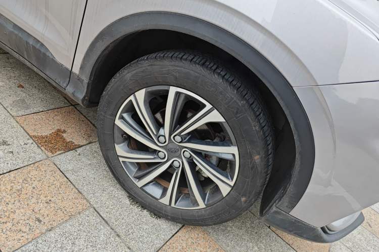 Used Geely Auto Coolray 2019 260T DCT Knight China V Standard Right Front Wheel Hub