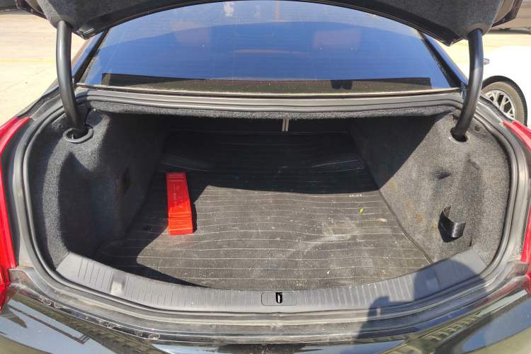 Used Cadillac XTS 2015 28T Comfort Model