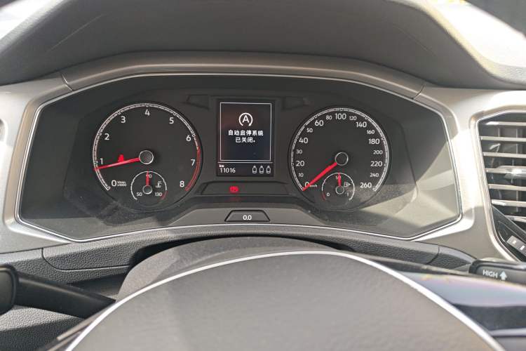 Used Volkswagen T-ROC 2020 280TSI DSG Two-Wheel-Drive Elite Version