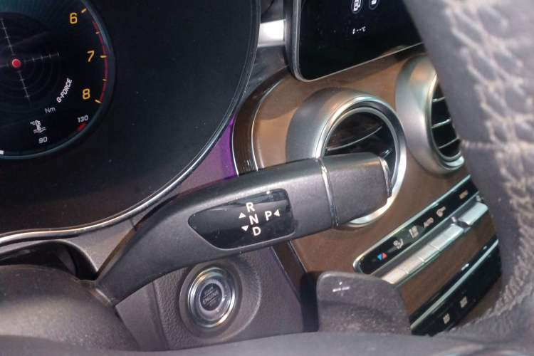 Used Mercedes-Benz GLC 2020 GLC 300 L 4MATIC Dynamic Edition
