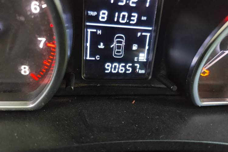 Used Zotye T600 2015 1.5T Manual Luxury Model
