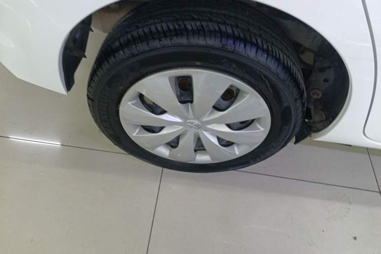 Used Toyota YARiS L Zhi Xuan 2016 Revised 1.5E CVT Charming Edition