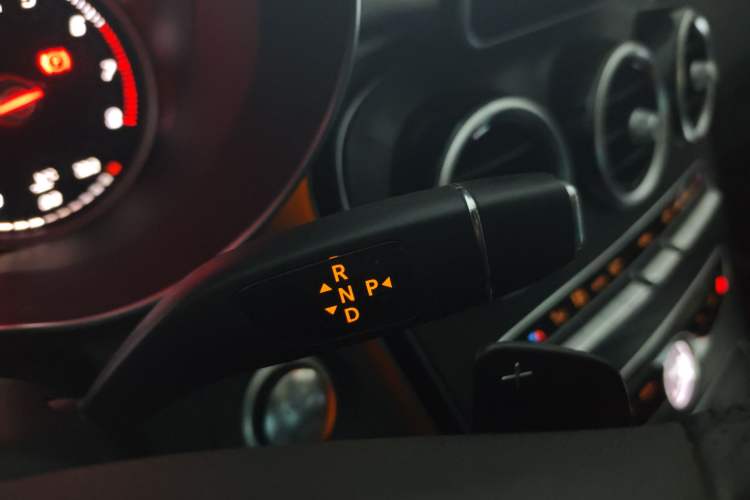 Used Mercedes-Benz C-Class 2018 C 200 L Sport Edition Gear Lever