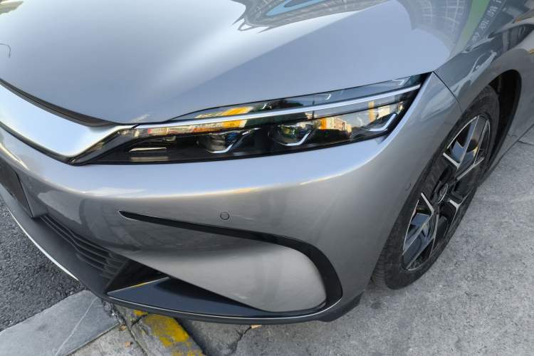 Used BYD Han 2022 EV Genesis Edition 715 km Front-Wheel-Drive Flagship Model
