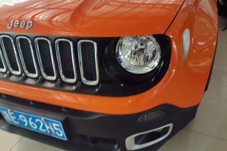 Used Jeep Renegade 2016 1.4T Automatic Jingneng Edition Left Front Headlight
