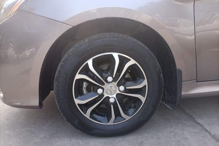 Used BAIC Senova D20 2015 Hatchback 1.5L Automatic Lotte Edition
