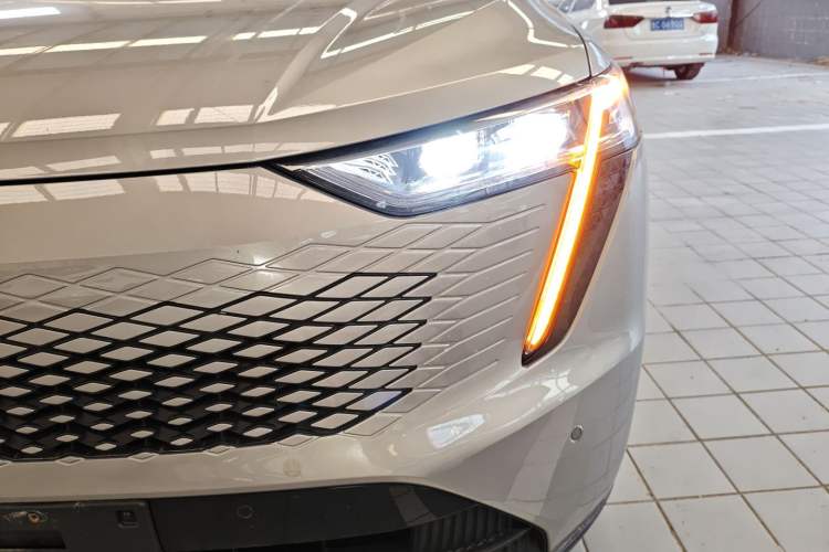 Used Haval Fierce Dragon Max 2023 1.5L Hi4 105 Four-Wheel Drive Smart Flagship Edition Left Front Headlight