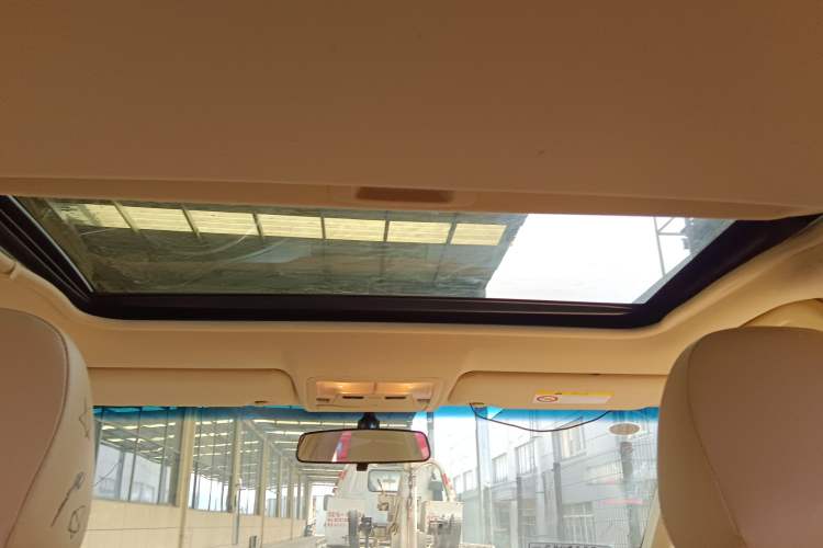 Used Toyota Camry 2015 2.0G Premier Edition
