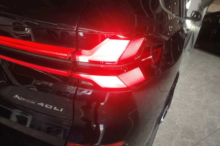 Used BMW X5 2023 xDrive 30Li M Sport Package
