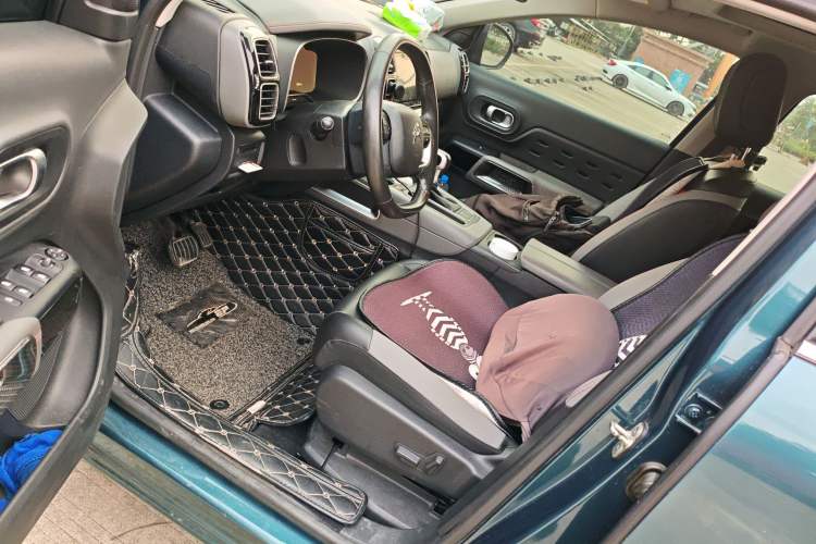 Used Citroen C5 AIRCROSS 2017 350THP Fashion Edition Driver Seat