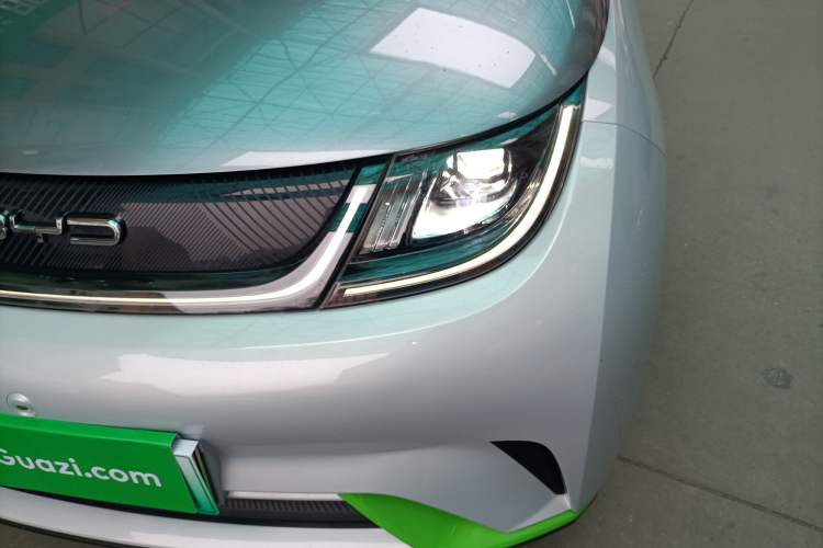 Used BYD Dolphin 2021 405 km Fashion Edition
