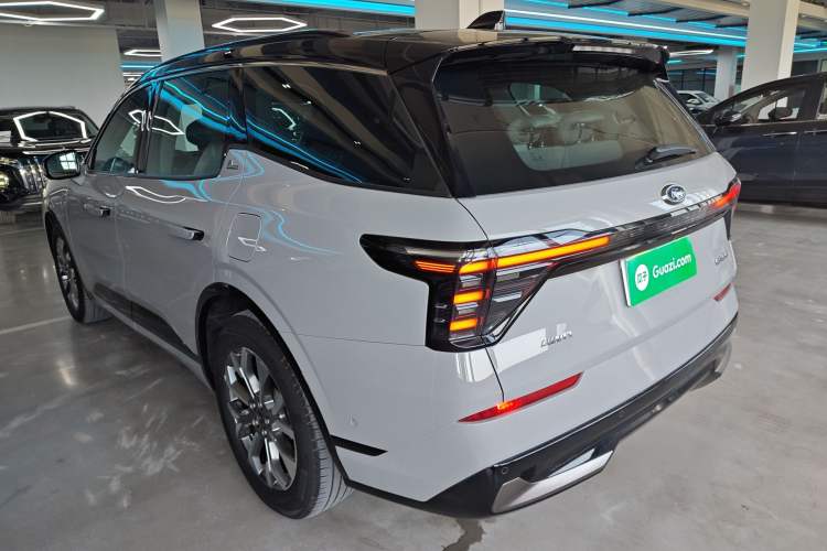 Used Ford Edge 2023 Ford Explorer L 2.0T EcoBoost Four-Wheel Drive 7-Seater Supreme Model