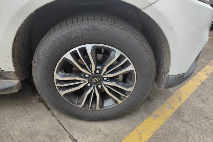 Used Geely Auto Vision X6 2016 1.8L Manual Luxury Model