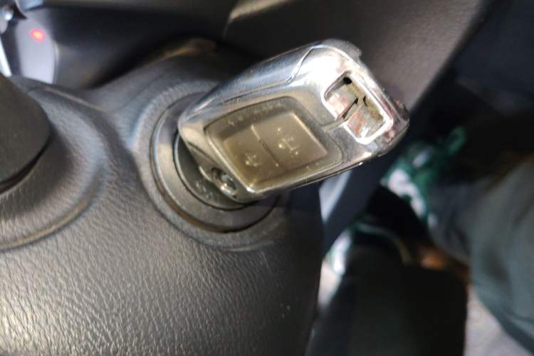 Used Nissan Kicks 2019 1.5L Manual Cool Edition