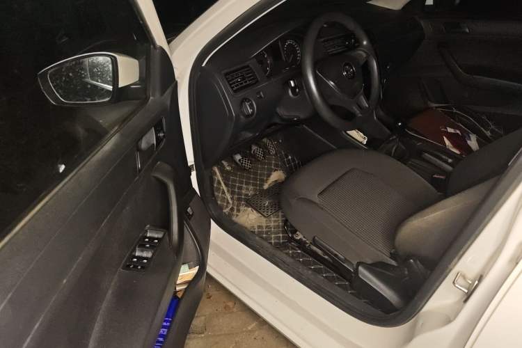 Used Volkswagen Santana 2019 1.5L Manual Fashion Edition China VI Standard