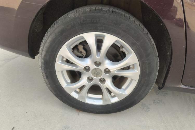 Used Haima V70 2016 1.5T Automatic Comfort & Enjoyment Version 7 Seats