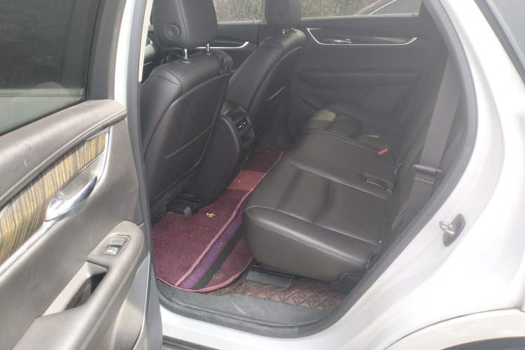 Used Cadillac XT5 2017 Anniversary Edition 25T Luxury Model