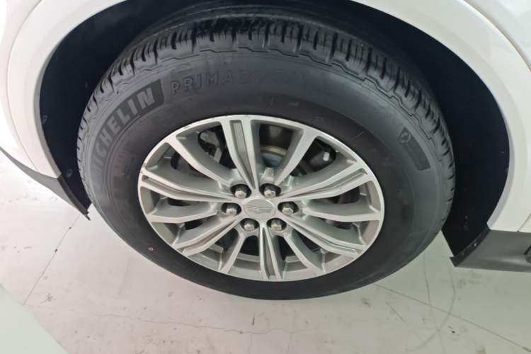 Used Cadillac XT5 2018 25T Luxury Model