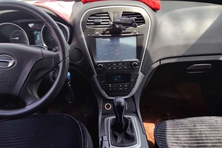 Used GAC Trumpchi GS5 2012 2.0L Manual Two-Wheel Drive Comfort Edition