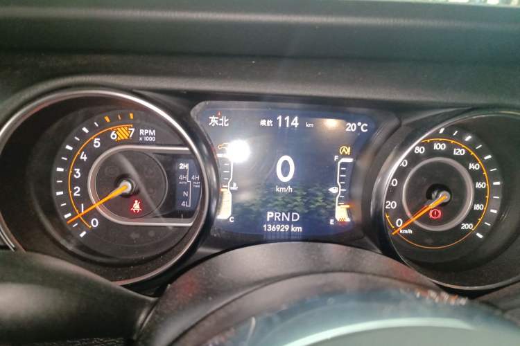 Used Jeep Wrangler 2019 2.0T Sahara Four-Door Version China VI Emission Standard Instrument Cluster