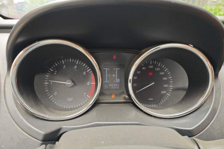 Used HYOSOW S3 2014 1.5L Comfort Version China IV Emission Standard