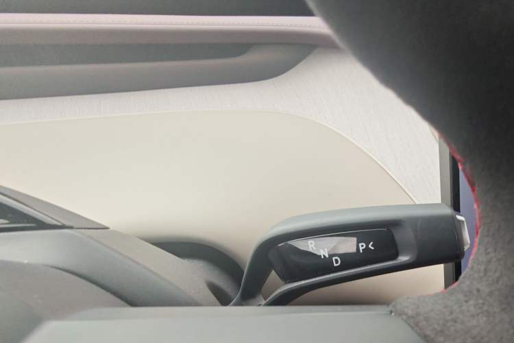 Used Xiaomi Auto YU7 2025 Ultra-Long Range High-Performance All-Wheel-Drive Max Edition