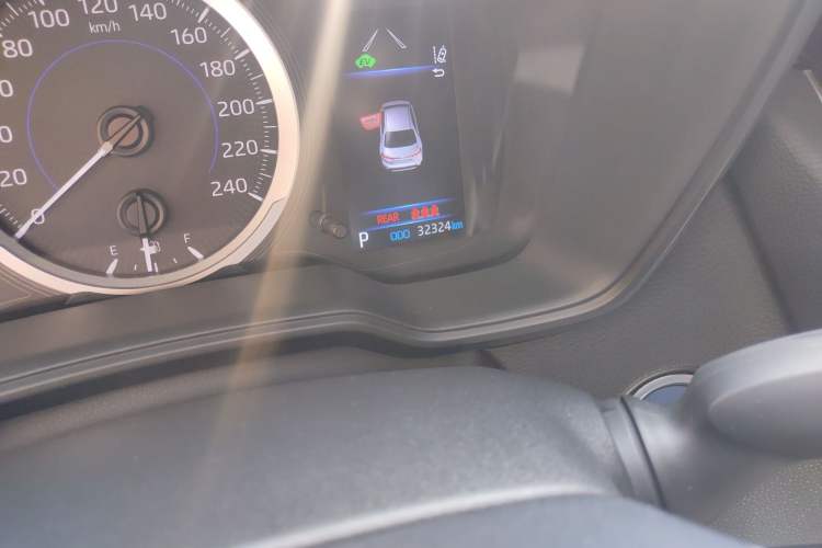 Used Toyota Levin 2022 Dual-Engine 1.8H E-CVT Luxury Edition
