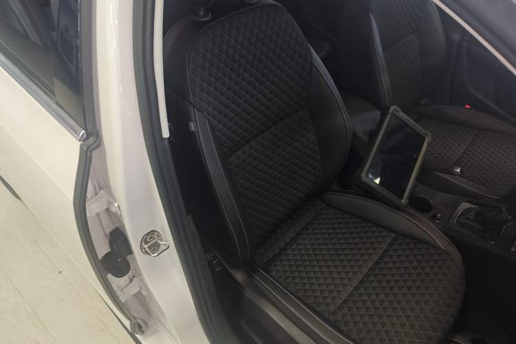 Used Skoda Octavia 2019 TSI280 DSG Luxury Edition Station Wagon China VI Standard