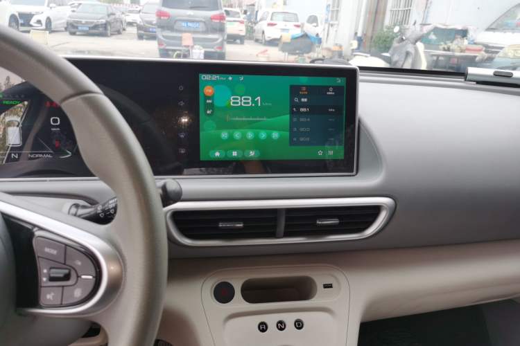 Used ORA White Cat 2020 360 km Luxury Version Audio And AC Panel