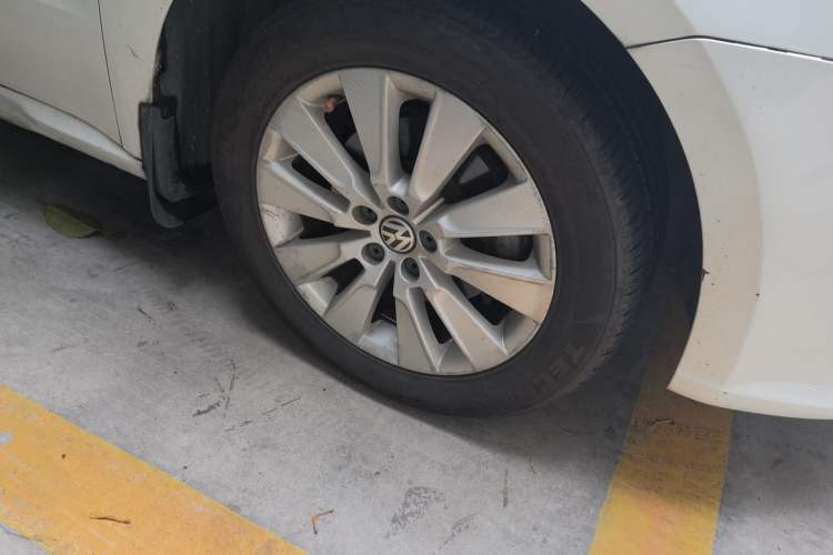 Used Volkswagen Lavida 2013 Restyled Classic 1.6L Automatic Comfort Edition