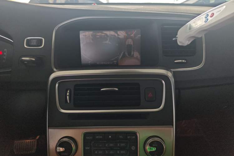 Used Volvo S60 2018 S60L T3 Smart Progress Edition
