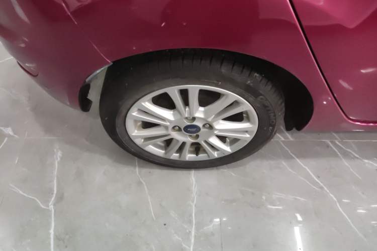 Used Ford Fiesta 2013 Hatchback 1.5L Automatic Fashion Edition