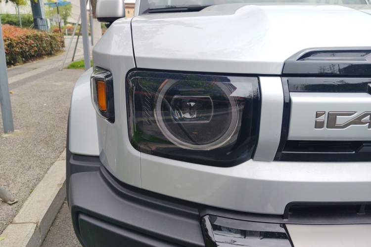 Used iCAR V27 2026 Model 200KM Four-Wheel Drive Falcon 700