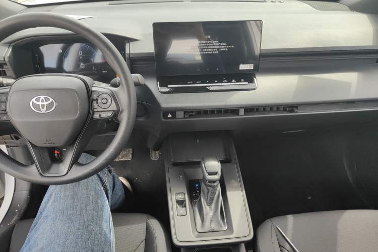 Used Toyota Corolla Cross 2026 Model 2.0L Pioneer Edition Center Console