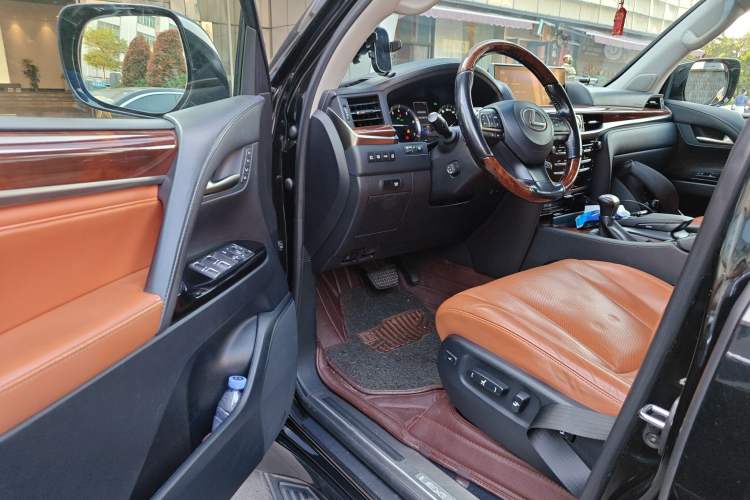 Used Lexus LX 2016 570 Prestige Luxury Edition
