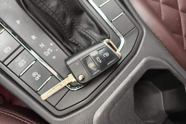 Used Volkswagen Bora 2019 Revised Version 1.5L Automatic Fashionable Style China VI
