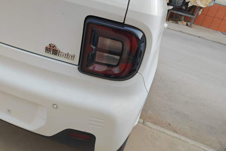 Used Geely Galaxy Panda 2023 Panda Mini 120km Super Cute Bear