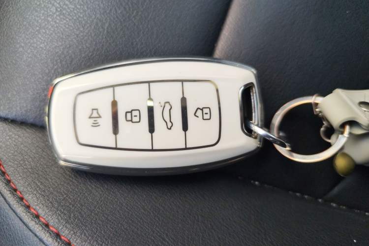 Used Haval M6 2019 1.5T DCT Two-Wheel Drive Value Edition China VI Standard Interior 1