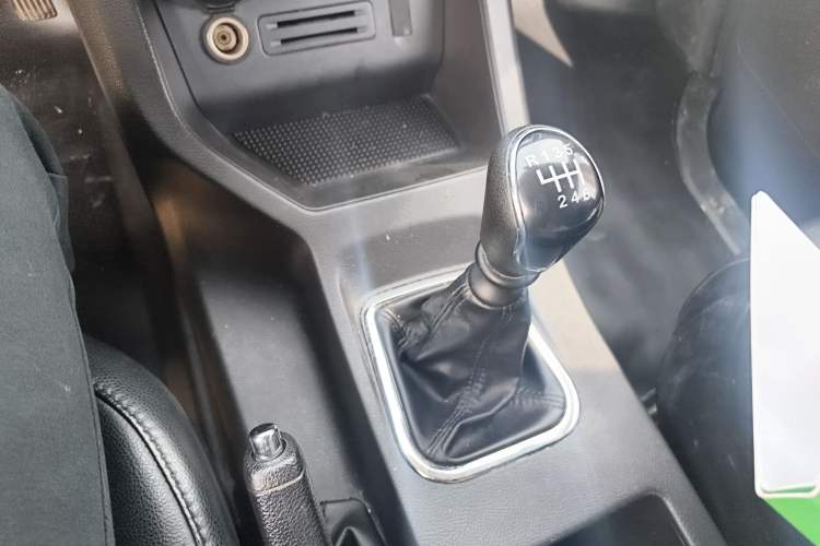 Used FORTHING Lingzhi 2021 M5L 2.0L Utility Model